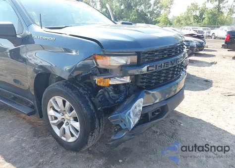 2019 Chevrolet Silverado 1500 Custom z USA, uszkodzony, nr VIN 1GCPYBEH0KZ366993